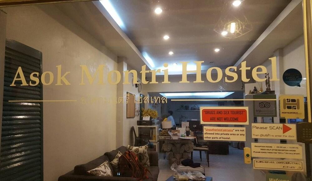 Asok Montri Hostel Bangkok Eksteriør bilde
